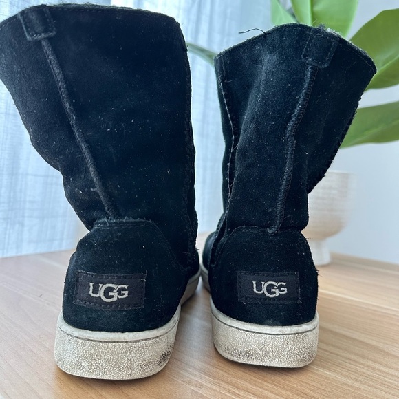 Ugg “Mika” suede sheepskin boots - size 9 - Picture 6 of 6